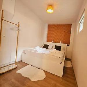 Apartment Center Budget, Ljubljana